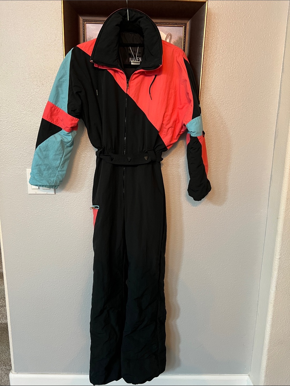 RAVEN Vintage 80s Color-Block One-Piece Ski Suit Black/Neon Pink & Blue Women 6